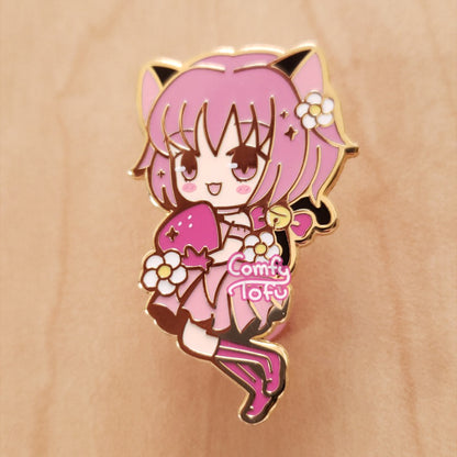 Strawberry Neko Pin