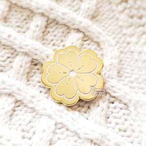 Golden Sakura | Pin |